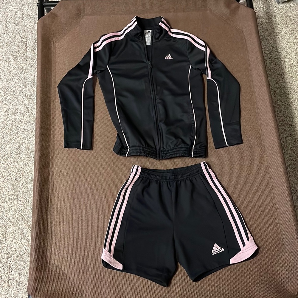 Kids Black/Pink Activewear set - Size Small